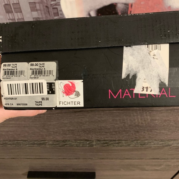 Size 8 Material Girl Heels - Picture 6 of 6